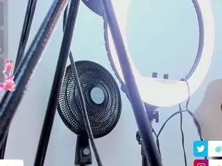 Camsoda Adult Webcams of valirya-devote