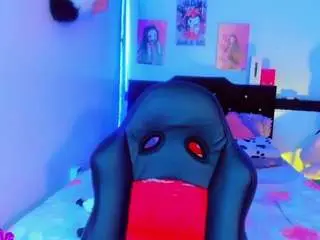 Camsoda Live Sex Cam of chloe-hot-xxx