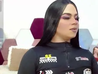 Camsoda Adult Webcam of miss-adriana