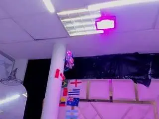 Camsoda Free Porn Cam of allison69ts