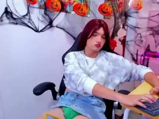Camsoda Watch Live Sex Cams of emmahiltton