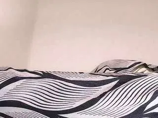 aliceloveah from camsoda