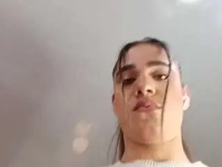Camsoda Nude Webcam of aliceleenke