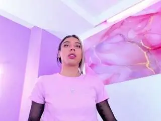 Camsoda Best live sex cam show of kellybonny