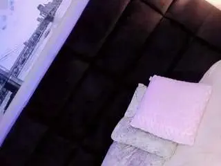 Camsoda Nude Webcam of ana-paula23