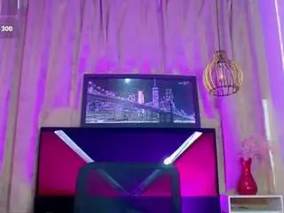 Camsoda Adult Webcam of valentina-kiss