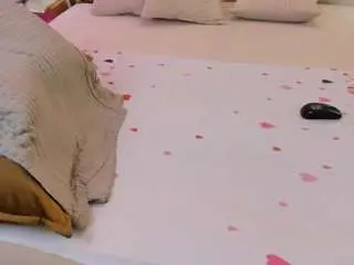 Camsoda Free Porn Cam of naughtyloryy