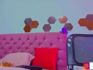 Camsoda Adult Webcams of paulina-sodi