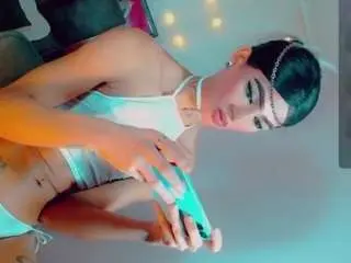 Camsoda Private Sex Chat of isabellalatingirs