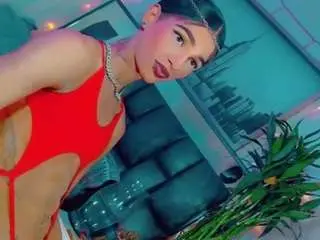 Camsoda Free Porn Cam of isabellalatingirs