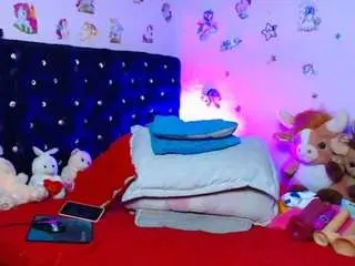 Camsoda Sex Chat of shantaltsfoxx