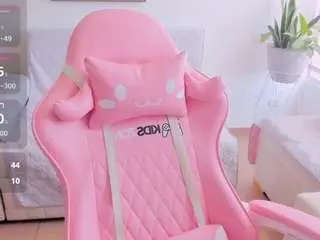 Camsoda Free Live Porn of cutecamgiirlx