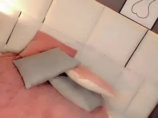 Camsoda Free Porn Cam of kornylove