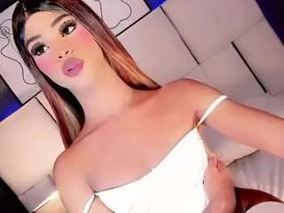 Camsoda Free Porn Cam of kornylove