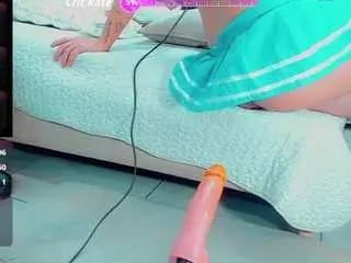 Camsoda Sex Cam of emilysaaenz