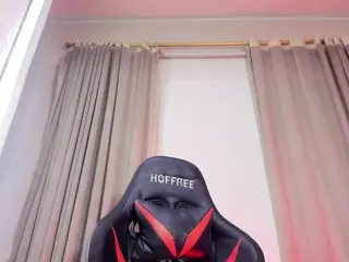 Camsoda Nude Webcam of aleja-hill