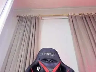 aleja-hill from camsoda