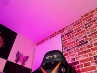 Camsoda Free Porn Cam of aleja-hill