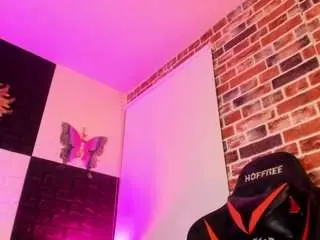 aleja-hill from camsoda