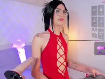 Chaturbate Watch Live Sex Cams of nickiwestt___