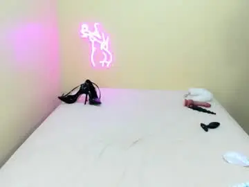 Chaturbate Live Porn of sweetpetite_eris