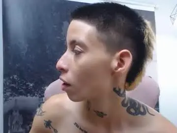 Chaturbate Live Sex Cam of lunallena_17