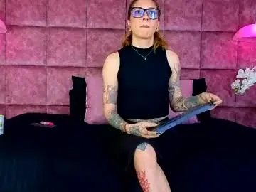 Chaturbate Live Sex Cam of jessiegarvet19