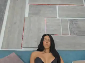 Chaturbate Sex Cam of roberta_clous