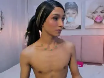 Chaturbate Best live sex cam show of dara_petite_