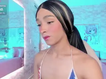 Chaturbate Live Porn of dara_petite_