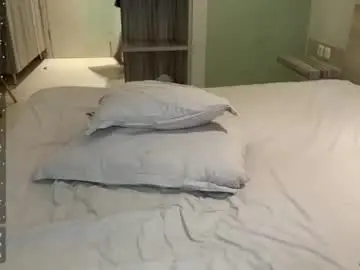 Chaturbate Live Sex Cam of kellywayne1