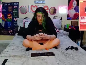 Chaturbate Watch Live Sex Cams of blakelytgirl