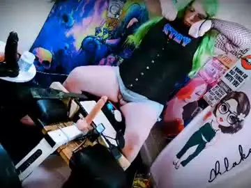 Chaturbate Adult Video Chat of blakelytgirl