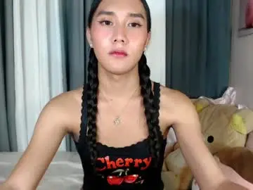 Chaturbate Best live sex cam show of ellats_18