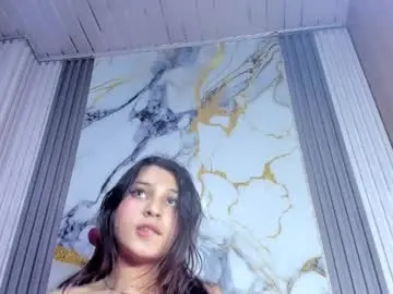 Chaturbate Live Sex Cam of mlucreciasucker303av