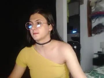 Chaturbate Live Sex Cam of camila_bigcock_ts