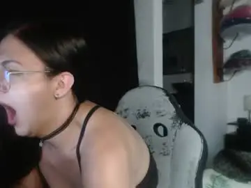 Chaturbate Best live sex cam show of camila_bigcock_ts