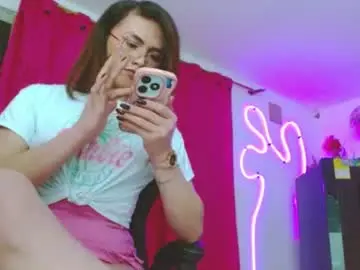 Chaturbate Watch Live Sex Cams of candy_giuliana21