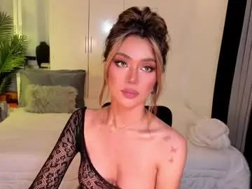 Chaturbate Nude Webcam of holee_laura