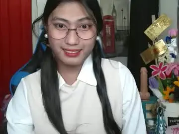 Chaturbate Live Sex Cam of queensteffi