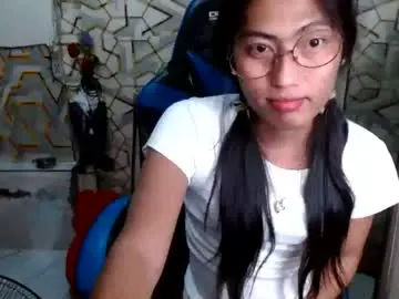 Chaturbate Live Sex Cam of queensteffi