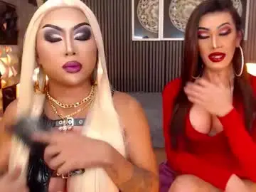 Chaturbate Live Sex Cam of queen_destroyerx