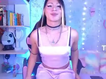 Chaturbate Adult Video Chat of alexaavandercloude