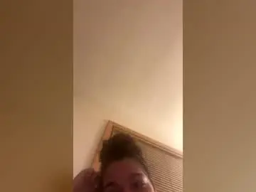 Chaturbate Adult Video Chat of millianlove