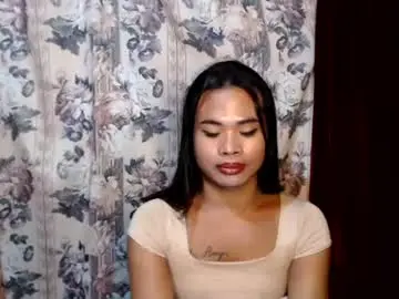 Chaturbate Live Sex Cam of chantal_thehardfucker