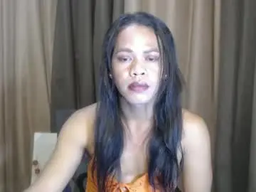 Chaturbate Adult Video Chat of reyna_33mhalia