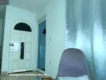 sweetsarafoxxx from chaturbate