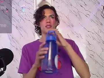 Chaturbate Live Sex Cam of andyfboy