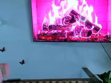 Chaturbate Live Porn of emafox_777