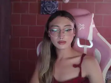 Chaturbate Live Sex Cam of andrea_camila